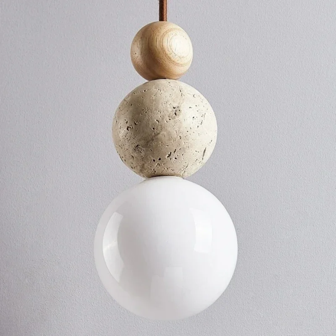 Nowoczesna lampa wisząca z naturalnych materiałów – styl Japandi