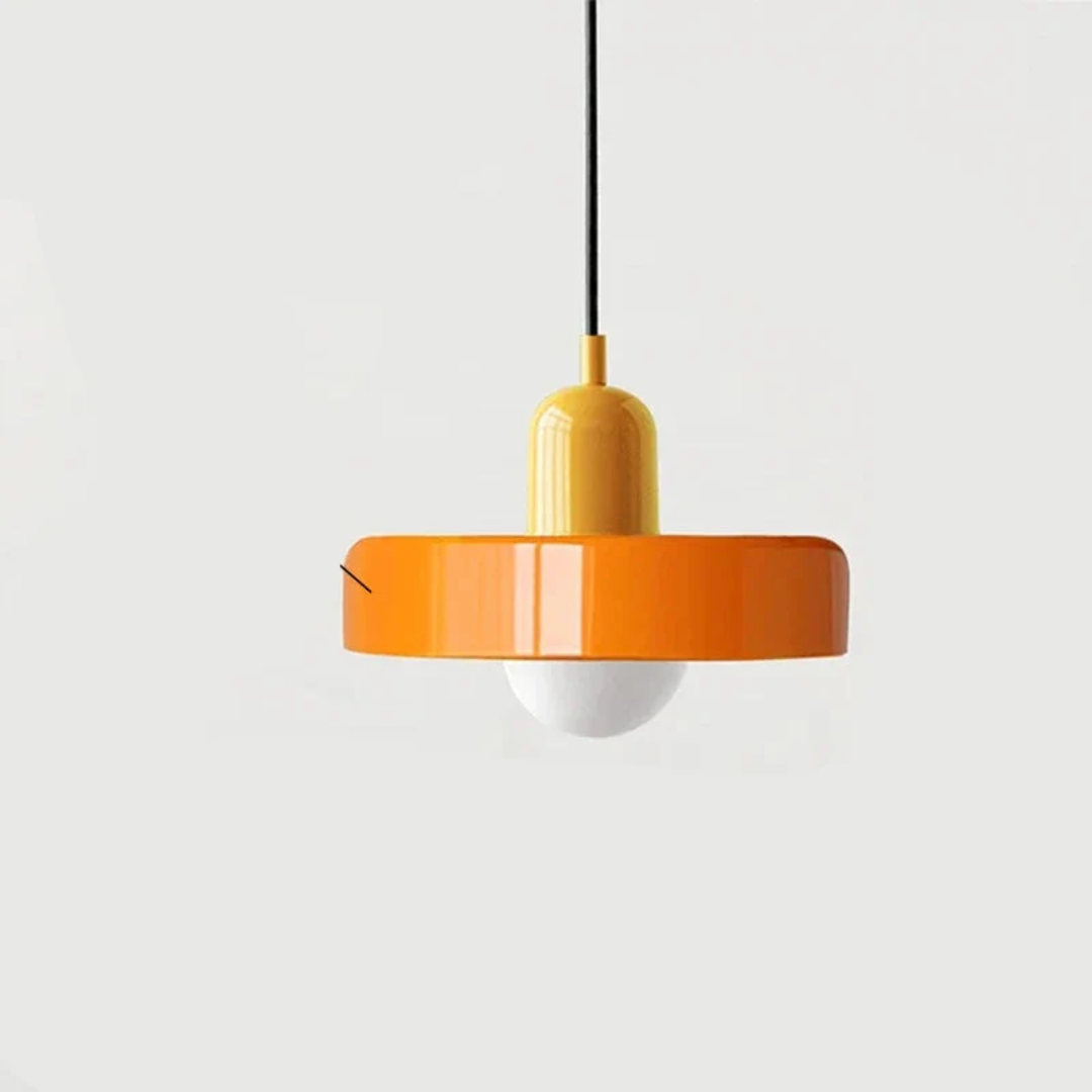 Designerska lampa wisząca z kolorowym kloszem – Vintage i minimalistyczna